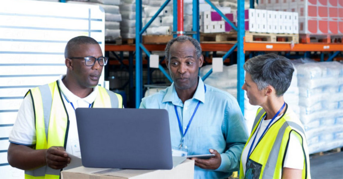 logistics workers discussing there works